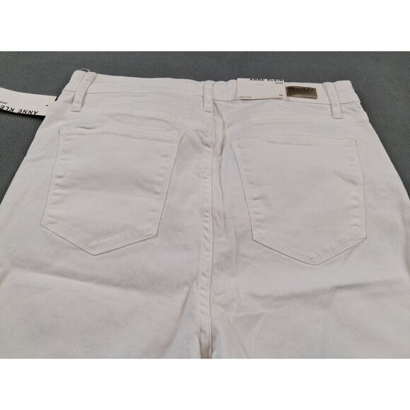Anne Klein Women’s White Bermuda Shorts Size 10 NWT Pockets 4” Inseam - Picture 14 of 16